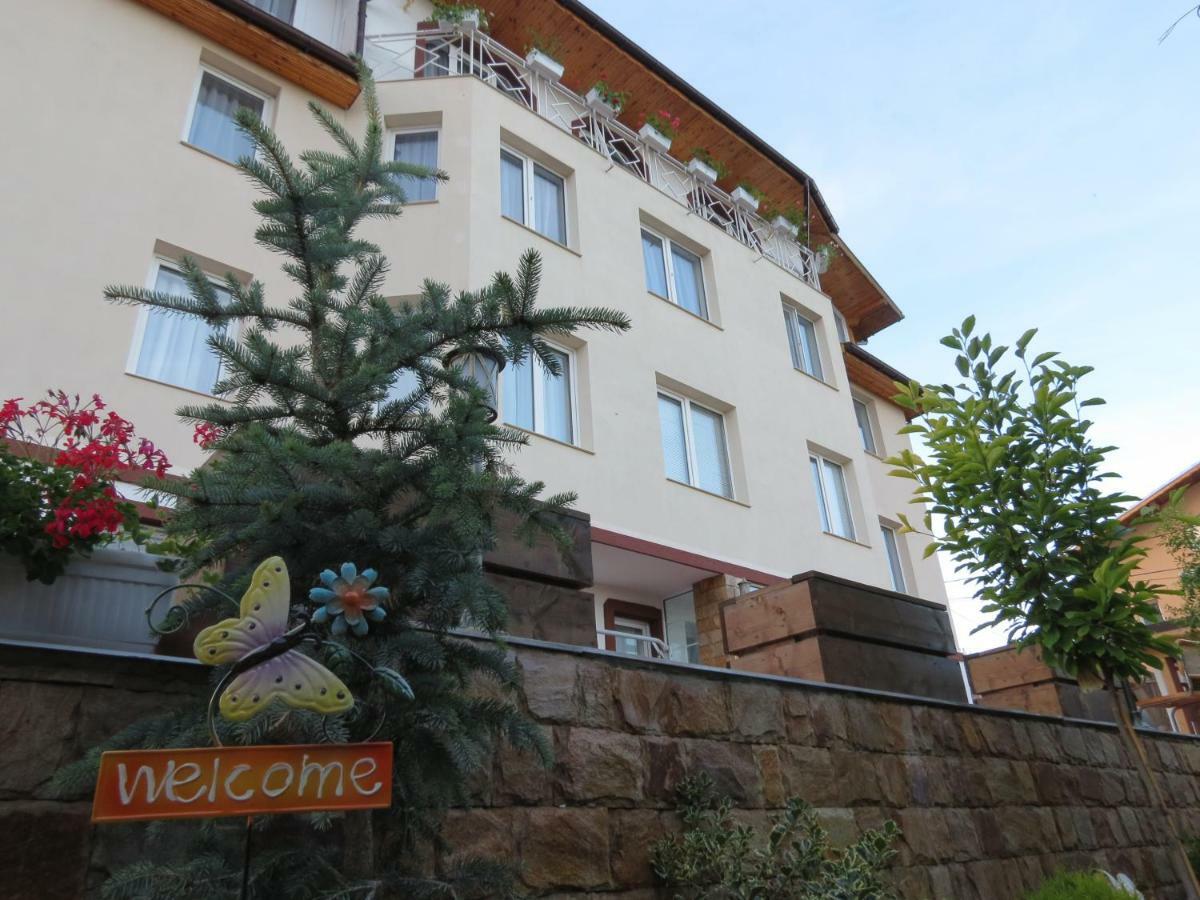 Aurora Guest House Golden Sands Esterno foto